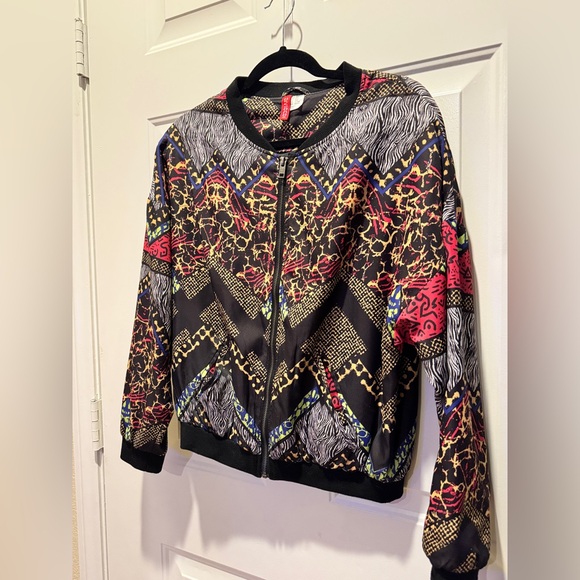 H&M Multicolor Patterned Bomber Jacket - Picture 5 of 15